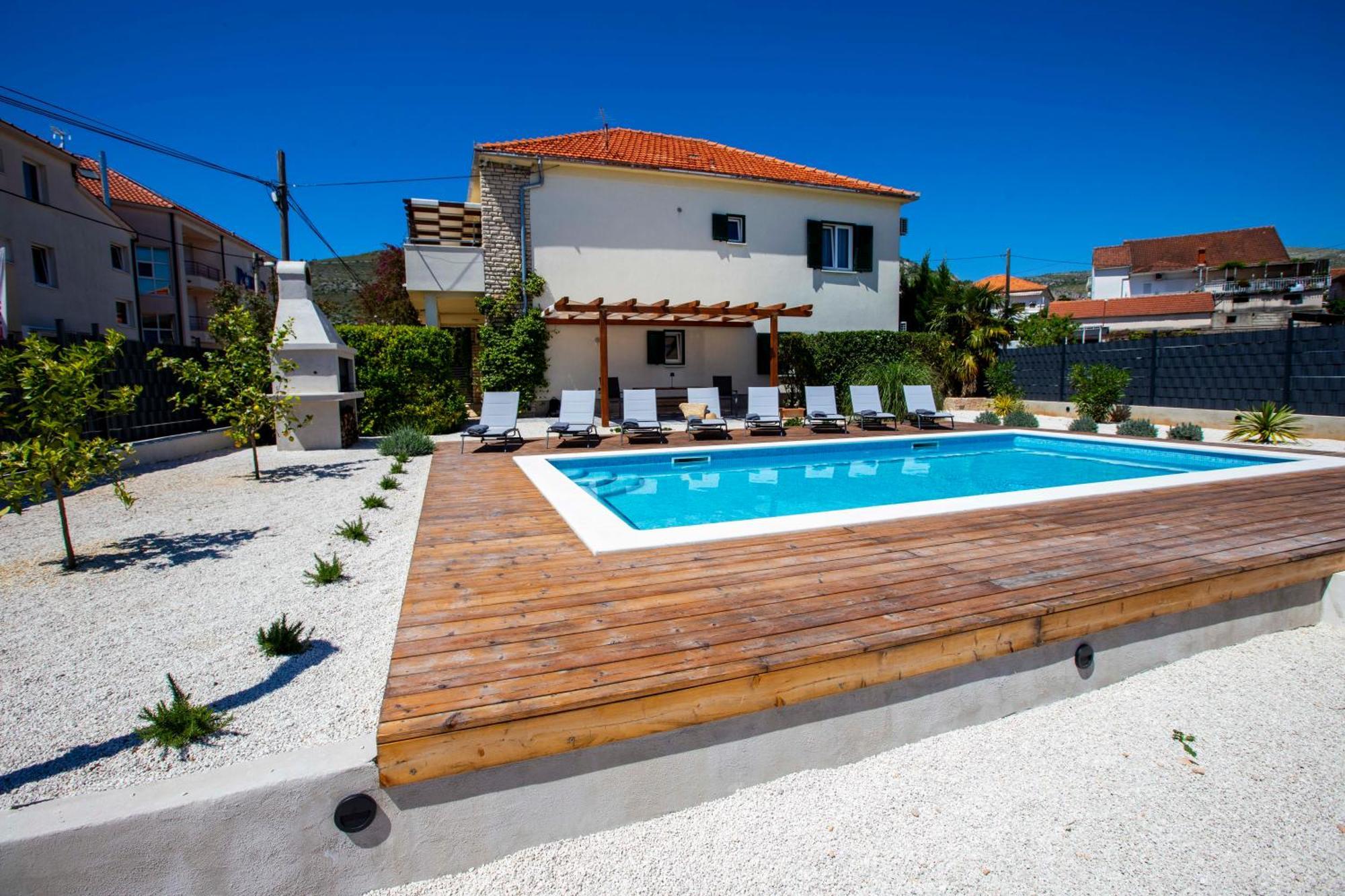 Apartment Laura Trogir Eksteriør billede
